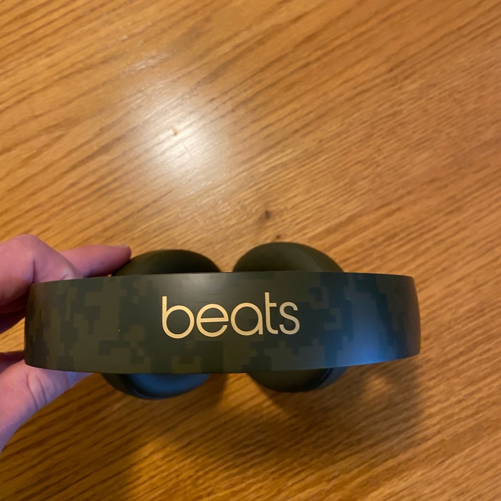 Beats Studio 3 Wireless. Camo Edition
